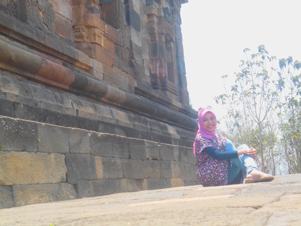 Di Belakang Bangunan Utama Candi Ijo