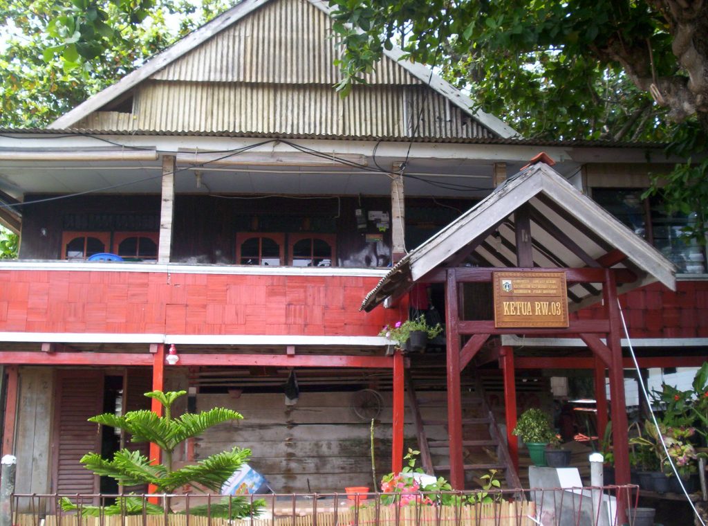 Rumah Ketua RW di Pulau Sebira