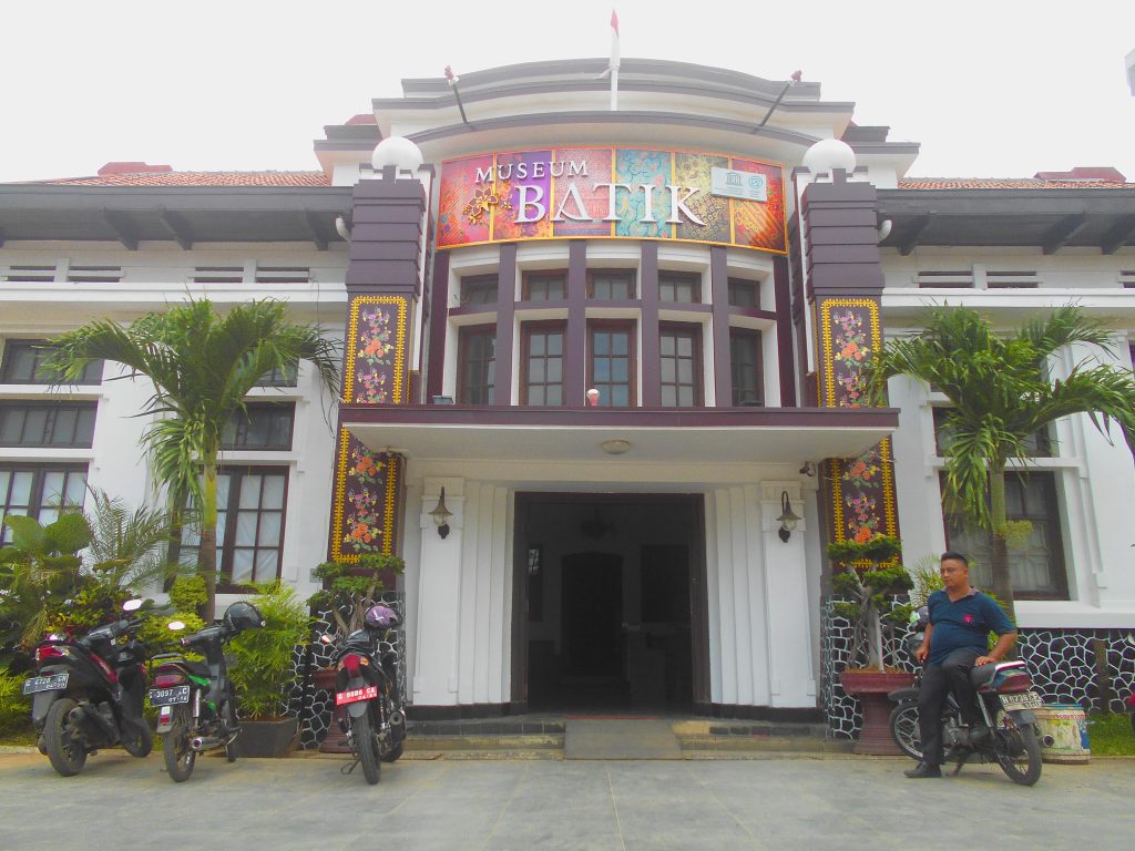 Wisata dan Makan Enak Seharian di Pekalongan
